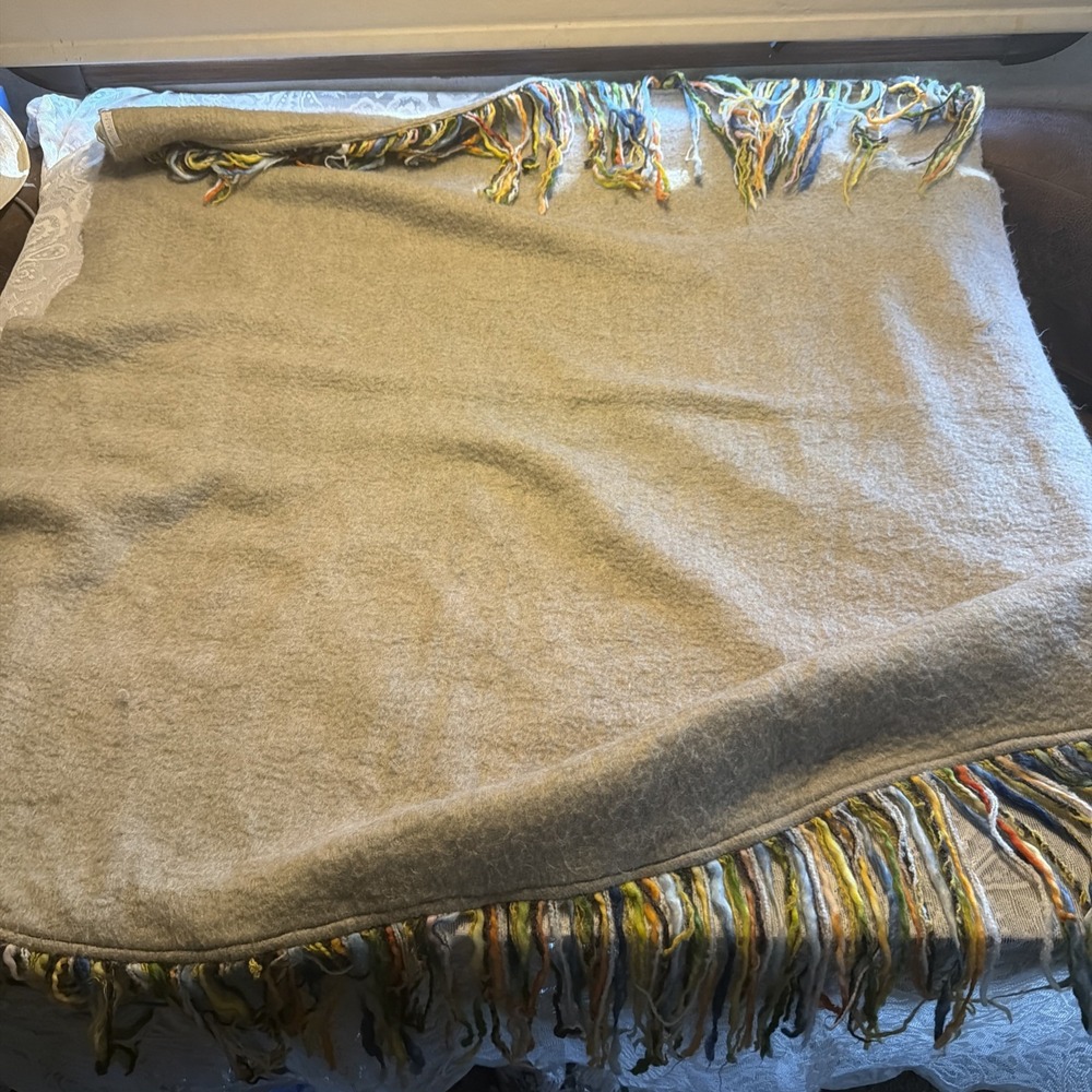 Shiraleah Tan Multicolor Long Fringe Throw 46/48 Acrylic/Wool Cozy Boho 🫶